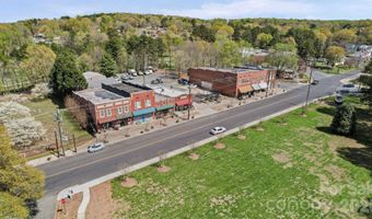 709 Sherman St, Badin, NC 28009