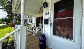 305 Weeks St, Bennington, VT 05201