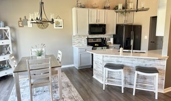 1576 Rosewood Dr, Avon, IN 46123