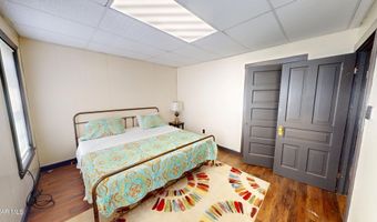 414 6th St, Altoona, PA 16602