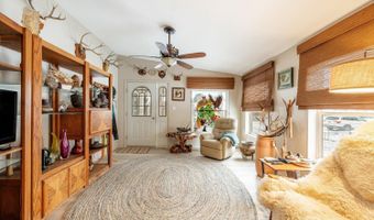 340 N Lobban Ave, Buffalo, WY 82834