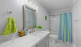 4625 Parkoaks Dr #65, Baton Rouge, LA 70816