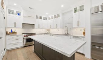 6467 Alexandri Cir, Carlsbad, CA 92011