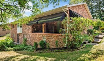 494 Angela Dr, Aliquippa, PA 15001