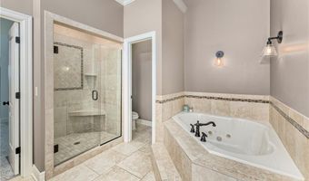 15006 Leavenworth Rd, Basehor, KS 66007