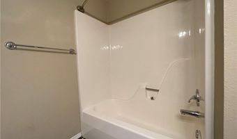 6 Dillow Dr, Bella Vista, AR 72714
