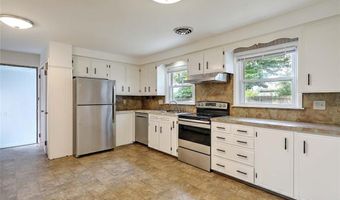 248 Don Ave, East Providence, RI 02916