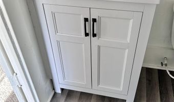 824 E Maumee, Adrian, MI 49221
