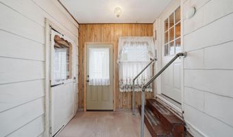 905 Sheffield Ave St, Adrian, MI 49221