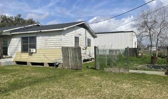 109 Frank Ln, Belle Rose, LA 70341