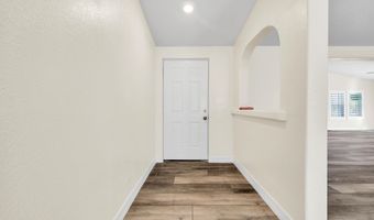 34380 S Cholla Dr, Black Canyon City, AZ 85324