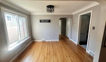 7208 Rosedale Blvd, Allen Park, MI 48101