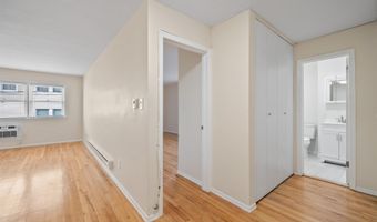 34 E 32ND St C5, Bayonne, NJ 07002