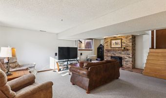 306 NW Bramble Rd, Ankeny, IA 50023