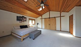 707 Benton Hill Rd, Becket, MA 01223