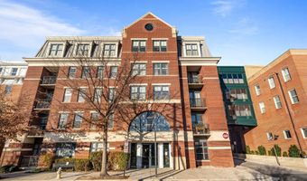 1111 ORONOCO St 326, Alexandria, VA 22314