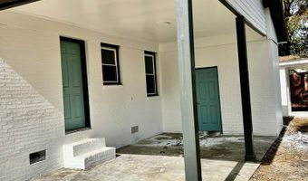 309 E Wayne St, Adel, GA 31632
