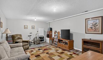 1424 Ash St, Alexandria, MN 56308