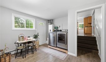 462 Eisenhower Ave, Angola, NY 14006