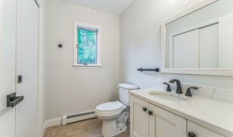 33 Huntsville Rd, Andover, NJ 07860
