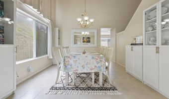 2176 Pointe Pkwy, Spring Valley, CA 91978