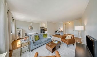 1300 ARLINGTON Rdg 708, Arlington, VA 22202