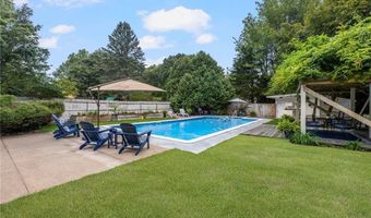 471 Annaquatucket Rd, North Kingstown, RI 02852