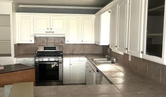 1218 Clover St, Abbeville, LA 70510