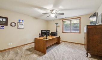4103 NE Briarwood Dr, Ankeny, IA 50021