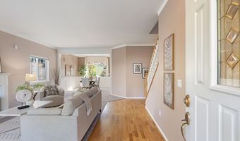 8712 SW WAKKILA Ter, Beaverton, OR 97007