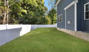 60 Harmony St, Cranston, RI 02920