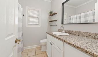 302 Riverside Dr, Berwick, LA 70342