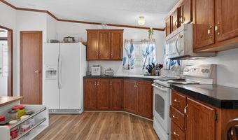230 Cherry Ln, Bastian, VA 24314