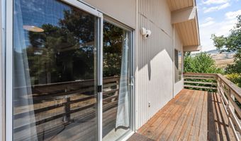 1179 N Main St, Ashland, OR 97520