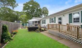 67 Vera St, Warwick, RI 02886