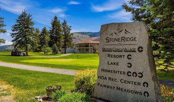 150 Links Dr, Blanchard, ID 83804
