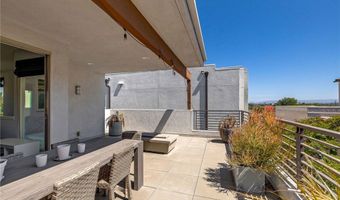5515 Palm Dr, Hawthorne, CA 90250