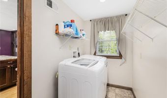 584 Blackrock Rd, Coventry, RI 02816