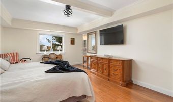 200 Hoffman Ave 505, Cranston, RI 02920