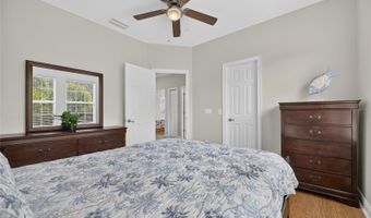 435 MANNS HARBOR Dr, Apollo Beach, FL 33572