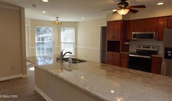 867 Westgate Dr, Alcoa, TN 37701