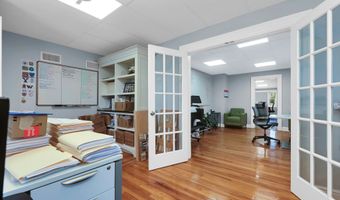 211 Montowese St 1st floor, Branford, CT 06405