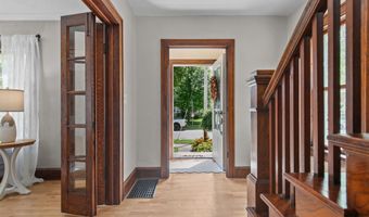 424 E BREWSTER St, Appleton, WI 54911