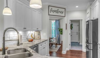 310 Autumn Ln, Belton, SC 29627
