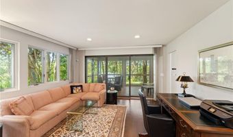 125 Woodruff Ave, Narragansett, RI 02882