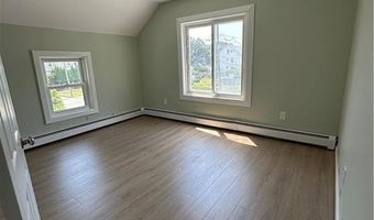 17 Warren Ave, Lincoln, RI 02865