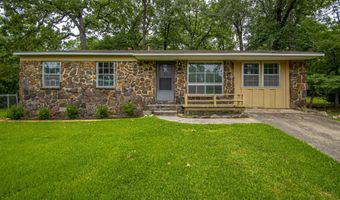 2932 Lakeside Dr, Benton, AR 72019