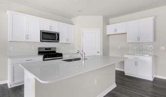 1055 QUEENSLAND Ln, Ayden, NC 28513