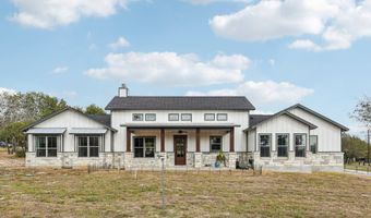 132 Wood Vly, Adkins, TX 78101