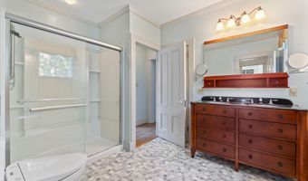 999 High St, Bath, ME 04530